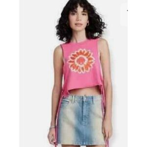 Wild Fable Side Table Cropped Muscle Tank Top